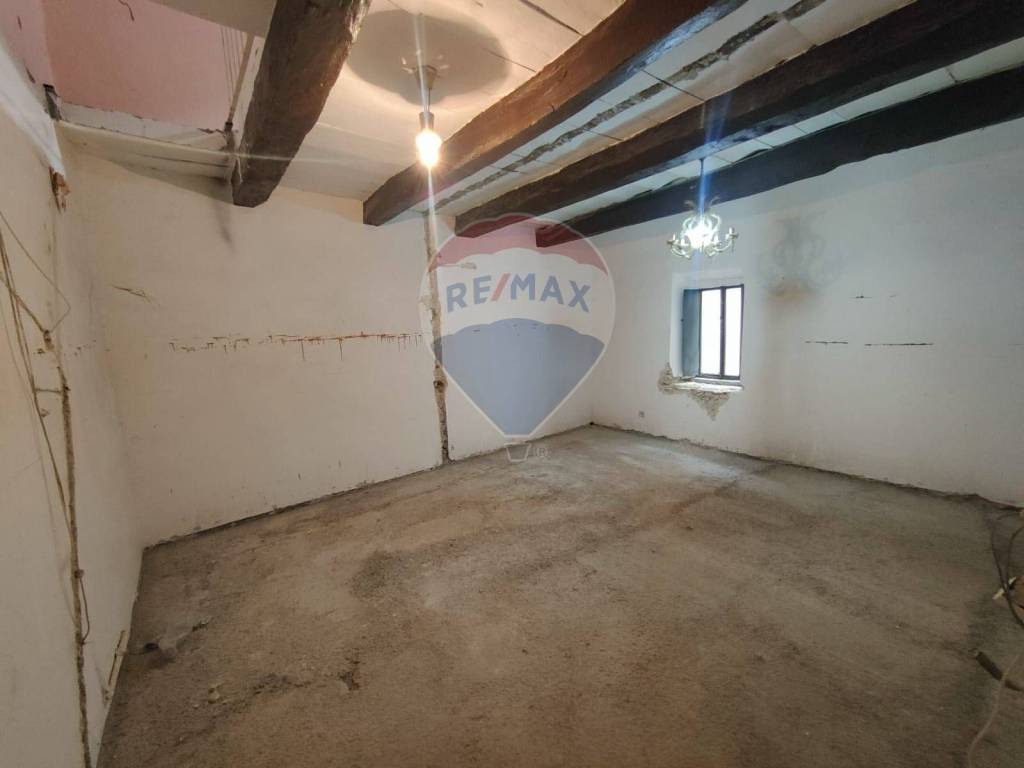 Appartamento a Scandriglia in via Archi, 2 - Foto 2