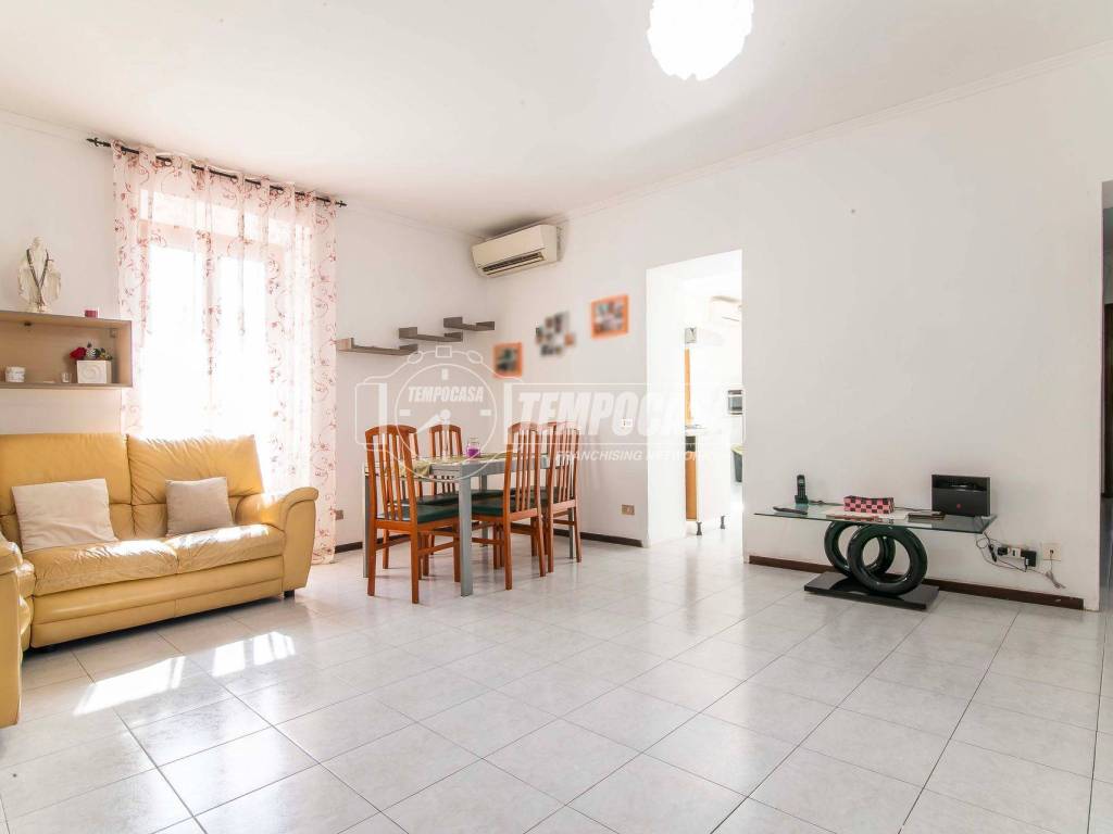 Appartamento a Solbiate olona in Via Olona 45 - Foto 2