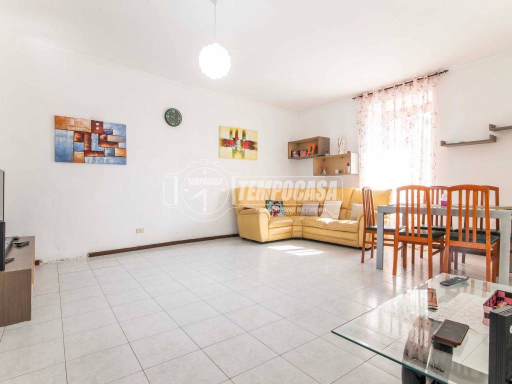Appartamento a Solbiate olona in Via Olona 45 - Foto 3