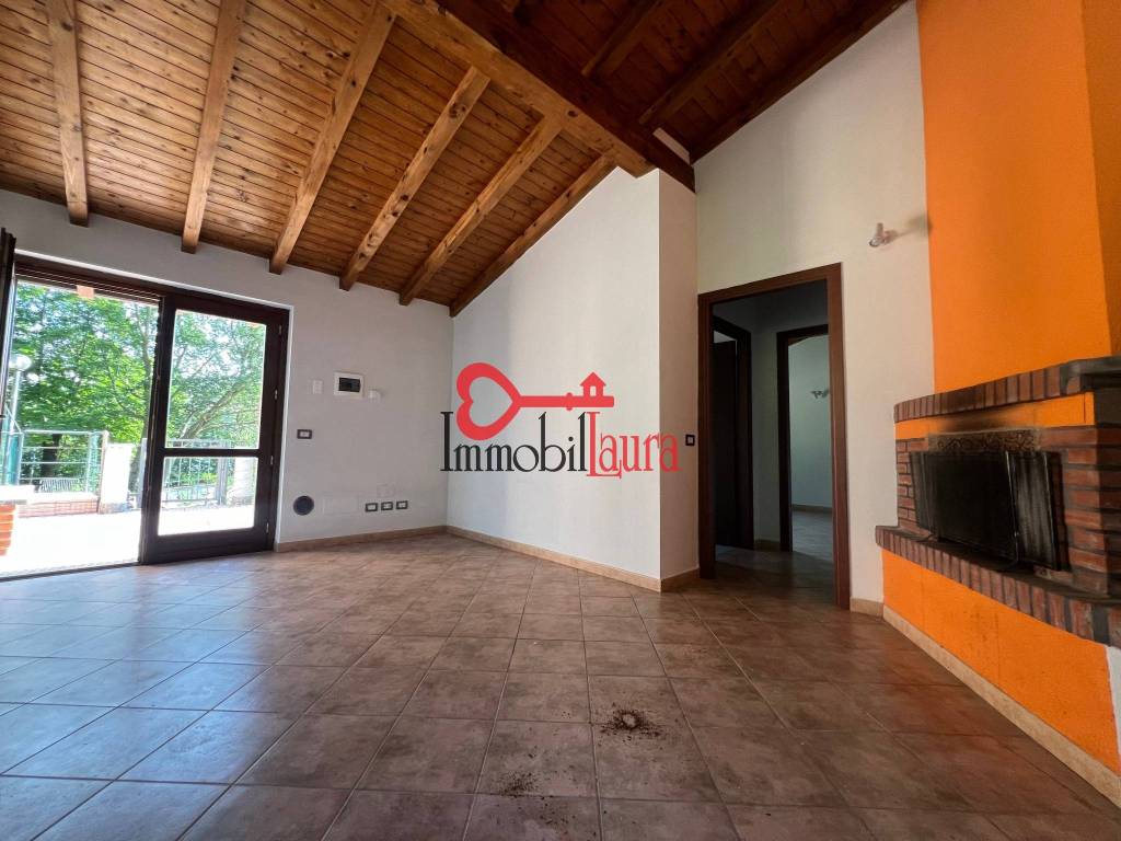 Appartamento a Cuasso al monte in Via Imborgnana - Foto 3