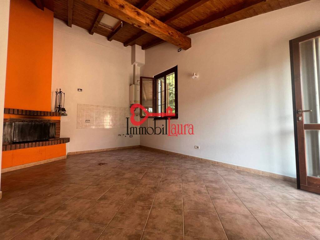 Appartamento a Cuasso al monte in Via Imborgnana - Foto 5