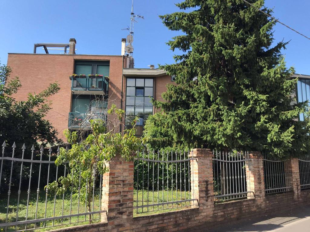 Appartamento a Parma in Via Laudedeo Testi, 11 - Foto 3