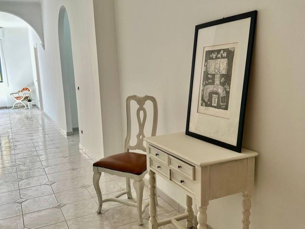 Appartamento a Verbania in Corso Lorenzo Cobianchi, 11 - Foto 3