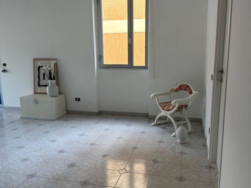 Appartamento a Verbania in Corso Lorenzo Cobianchi, 11 - Foto 5