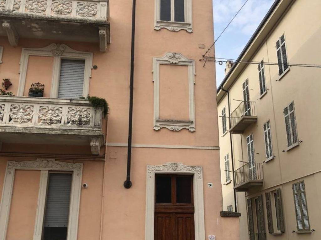 Appartamento a Casale monferrato in Via Fratelli Palli, 20 - Foto 2