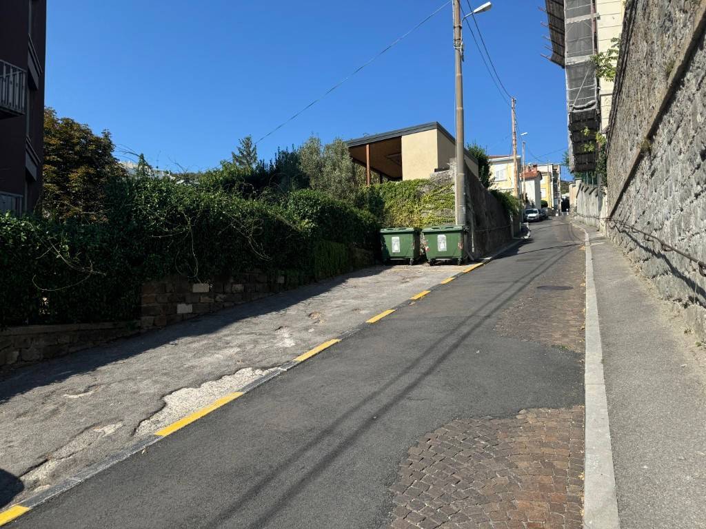 Box / garage a Trieste in Vicolo dell'Ospitale Militare - Foto 2