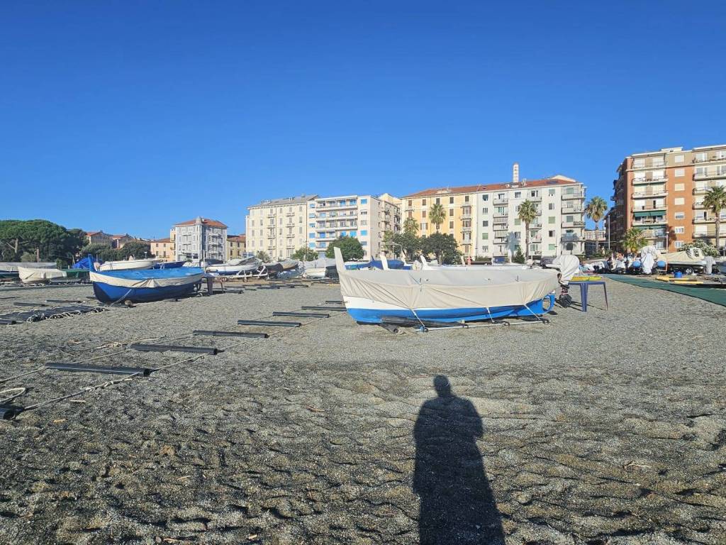 Appartamento a Vado ligure in Via 1 Maggio - Foto 2