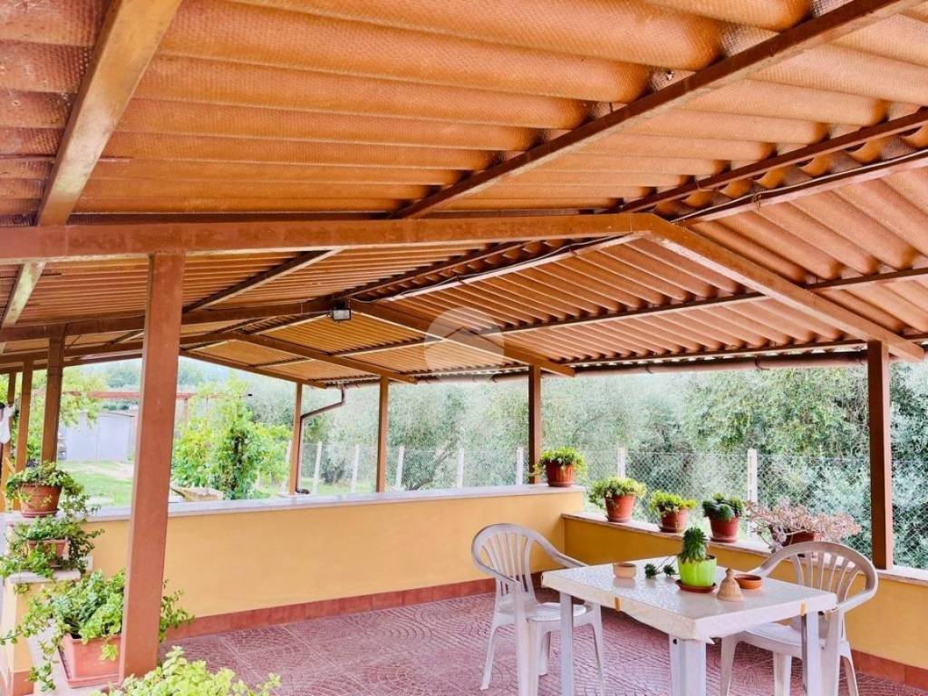 Casa indipendente a Tarano in VIA BRECCIARO - Foto 3