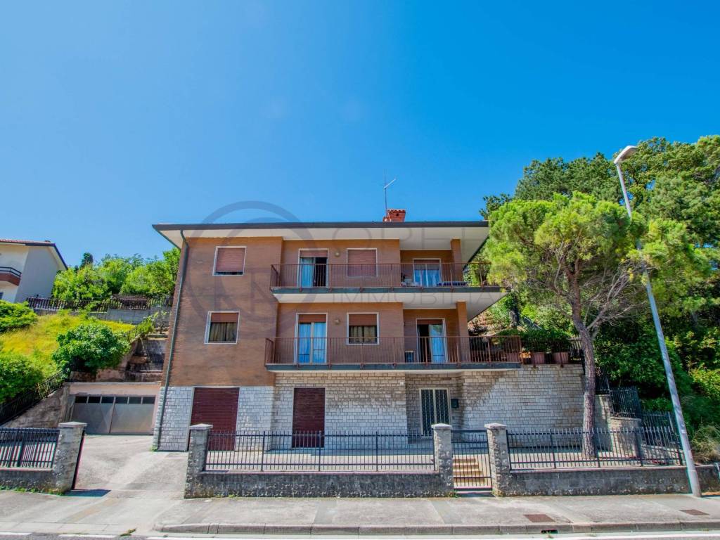 Appartamento a Muggia in Via di Trieste, 2 - Foto 2