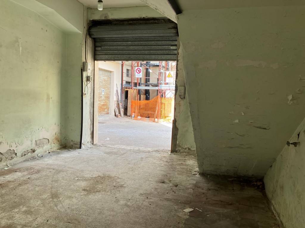 Box / garage a Catanzaro in Via Mario Greco - Foto 2
