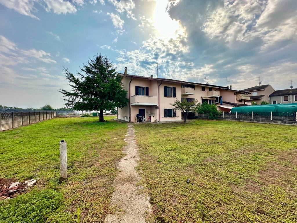 Villa a San giovanni lupatoto in Via Speranza, 181 - Foto 4