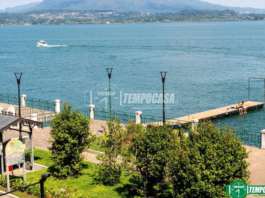 Appartamento a Belgirate in Via Gaetano Bianchi 4 - Foto 2