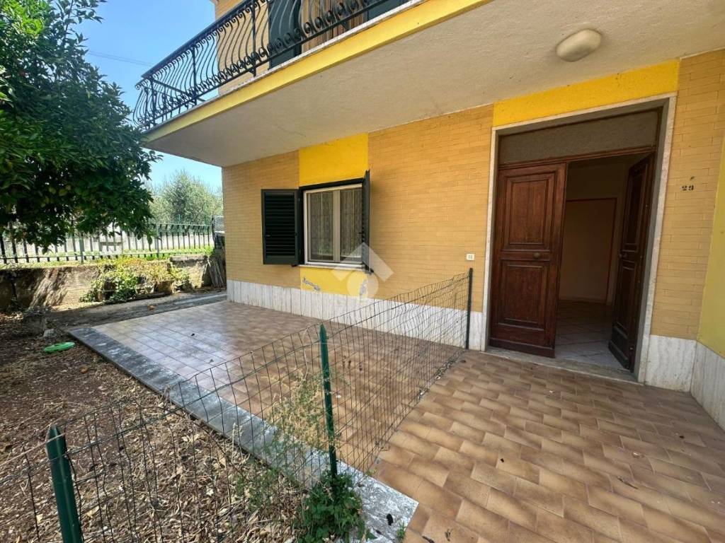 Casa indipendente a Sant'elia fiumerapido in Via Chiusanova, 544 - Foto 5