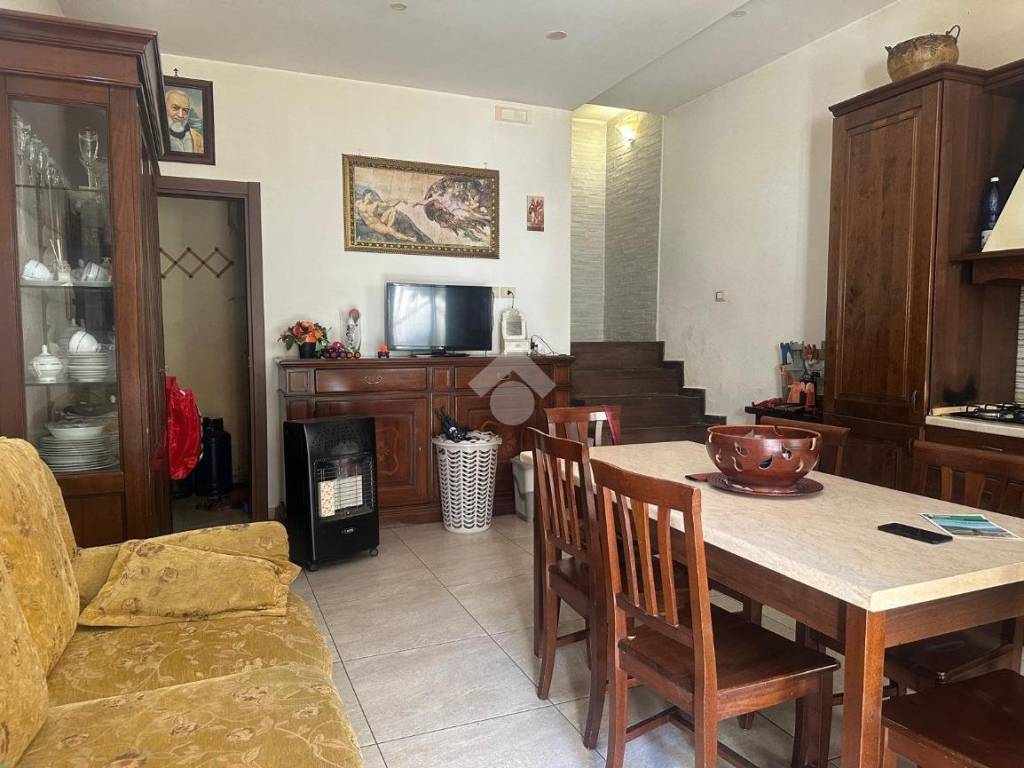 Casa indipendente a Castel volturno in Via pergola - Foto 4