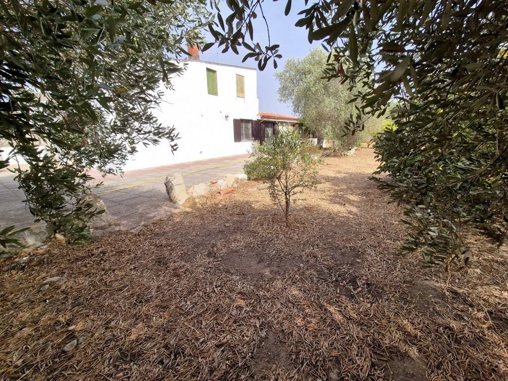 Villa a San giovanni suergiu in Via Cesare Pavese, 7 - Foto 2