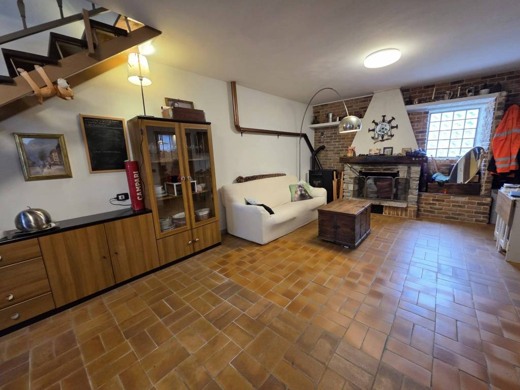 Appartamento a Brovello-carpugnino in Via al Castello - Foto 2