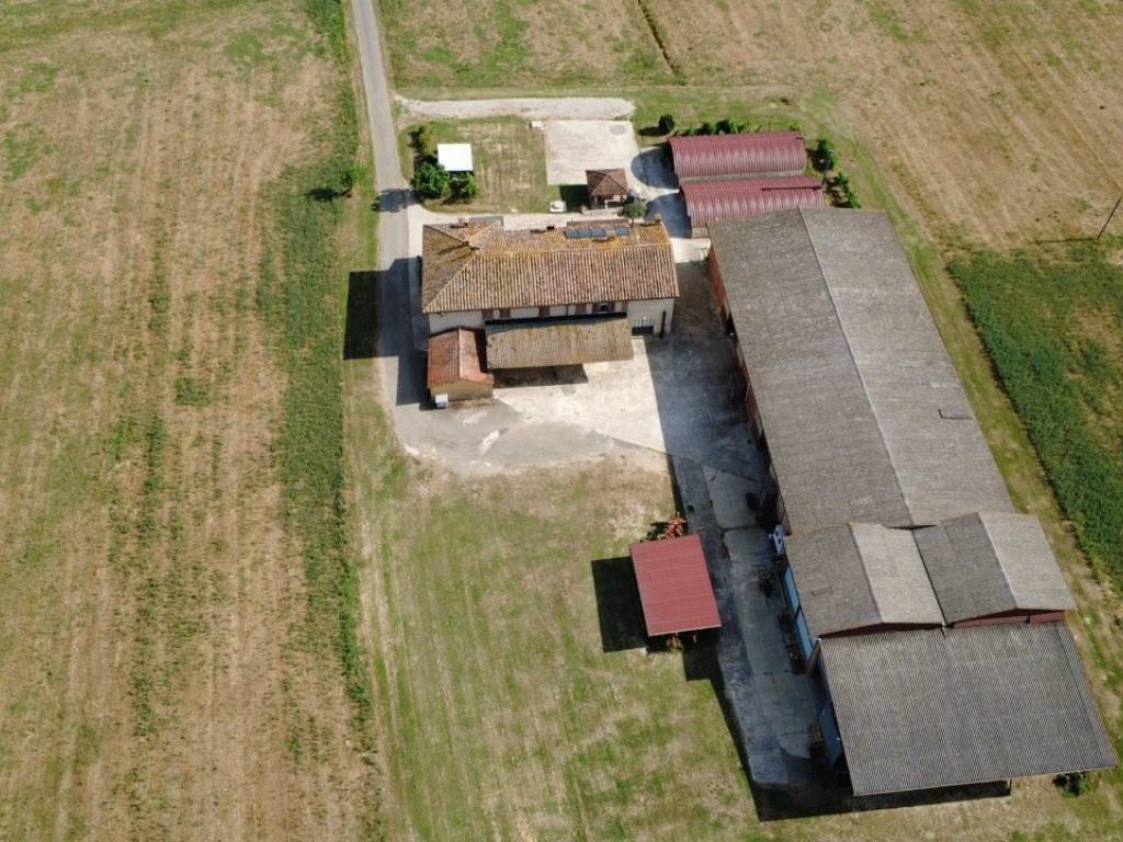 Rustico / casale a Città di castello in Viale Giuseppe Parini - Foto 3