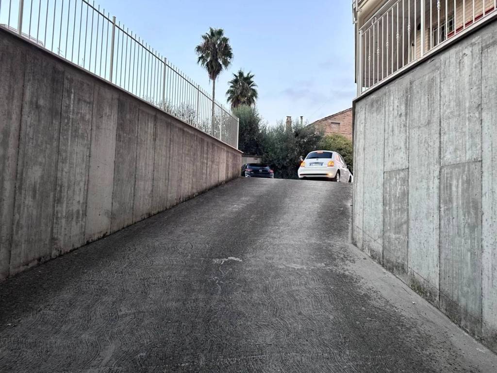Box / garage a Porto san giorgio in Borgo Fratelli Rosselli - Foto 2