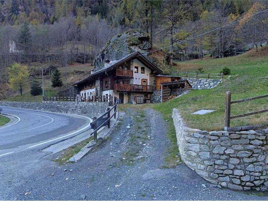 Casa indipendente a Gressoney-saint-jean in località castel - Foto 2