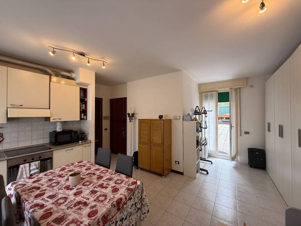 Appartamento a Como in Via Brogeda, 20 - Foto 2