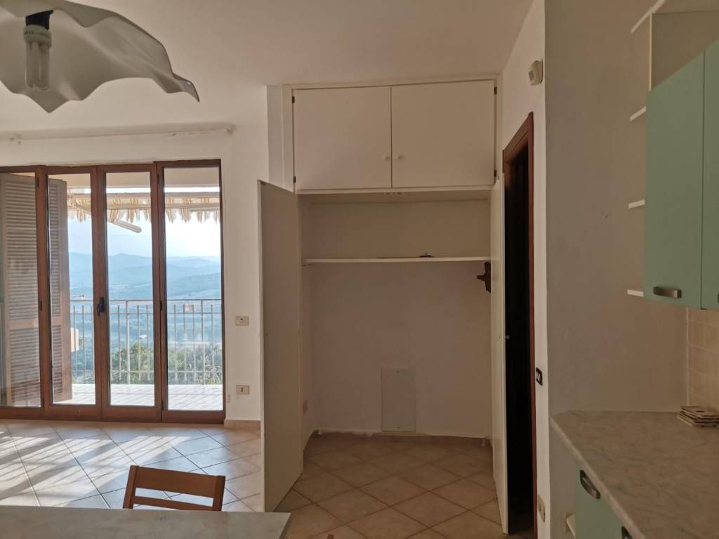 Appartamento a Casole d'elsa in Via della Corsina - Foto 5