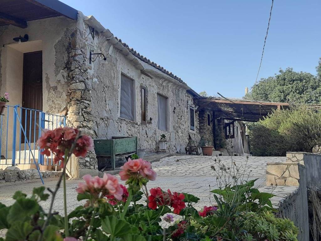 Immobile a Pietraperzia in contrada Caprara - Foto 4