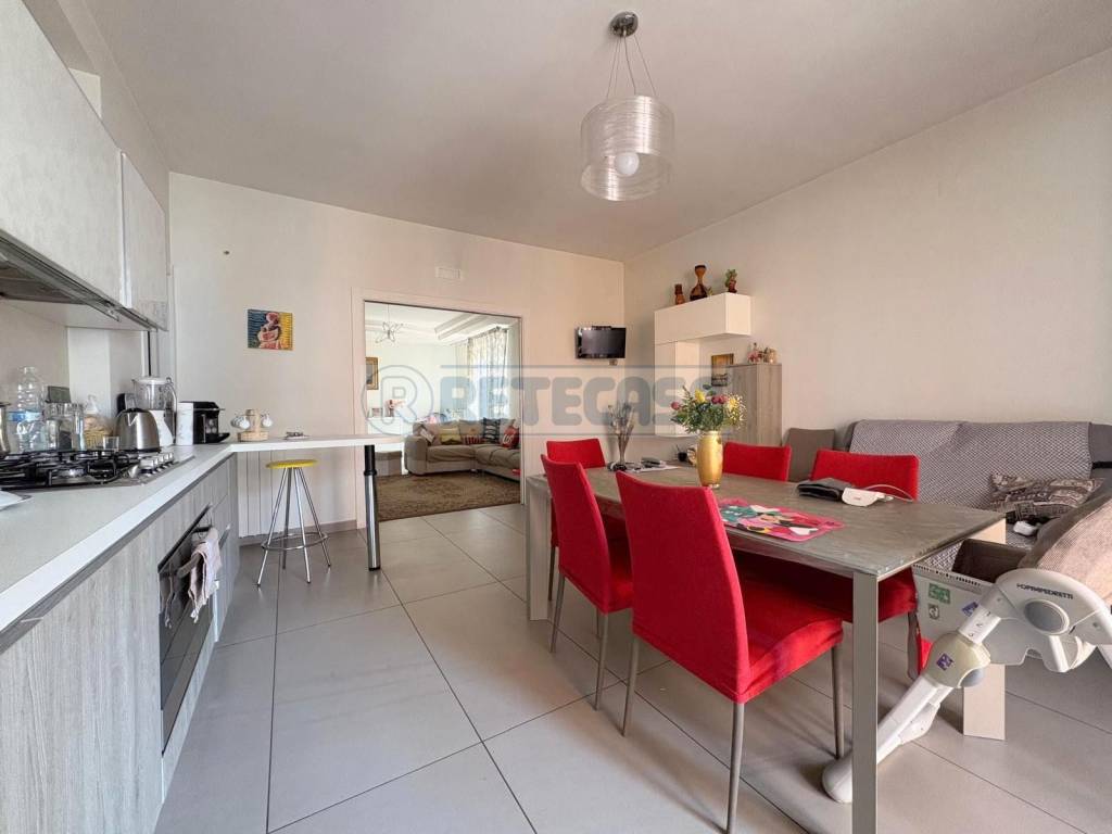 Appartamento a Marcianise in Viale Piersanti Mattarella - Foto 2