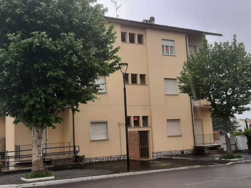 Appartamento a Montecastrilli in giuseppe verdi, 46 - Foto 2