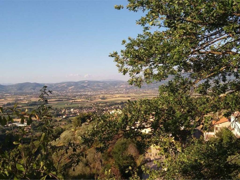 Terreno a Bettona in Via Belvedere S.N.C. - Foto 2