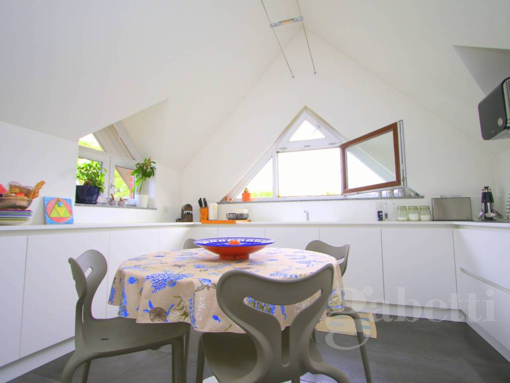 Attico / mansarda a Busto arsizio in Piazzale Volontari della Libertà, 1 - Foto 3