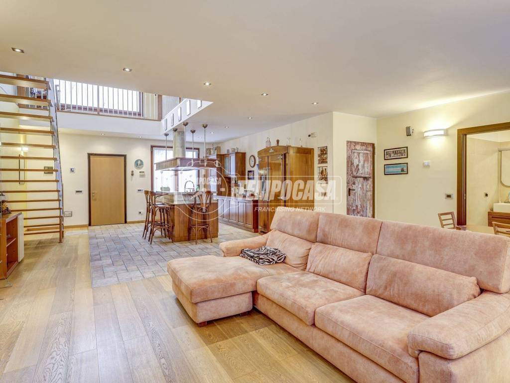 Casa indipendente a Borgo ticino in Via Gagnago - Foto 2