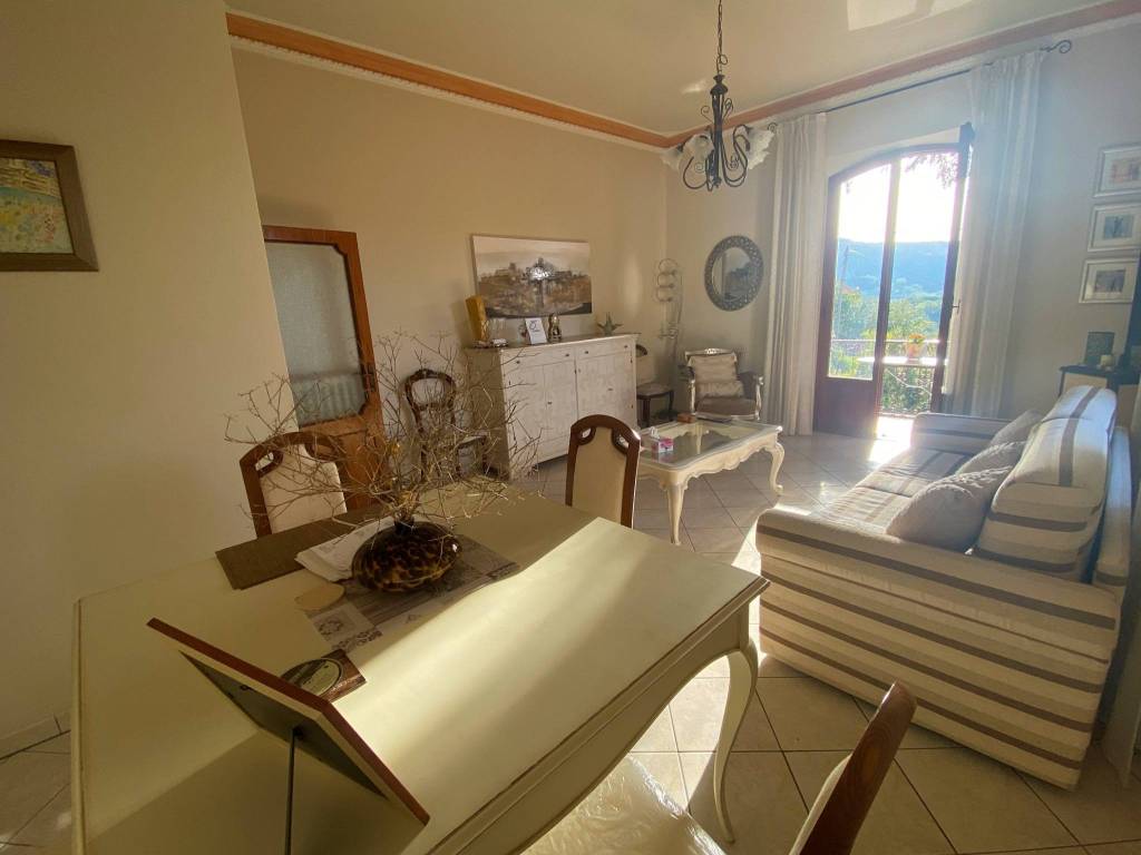 Appartamento a Paciano in Via delle Vittorie - Foto 2