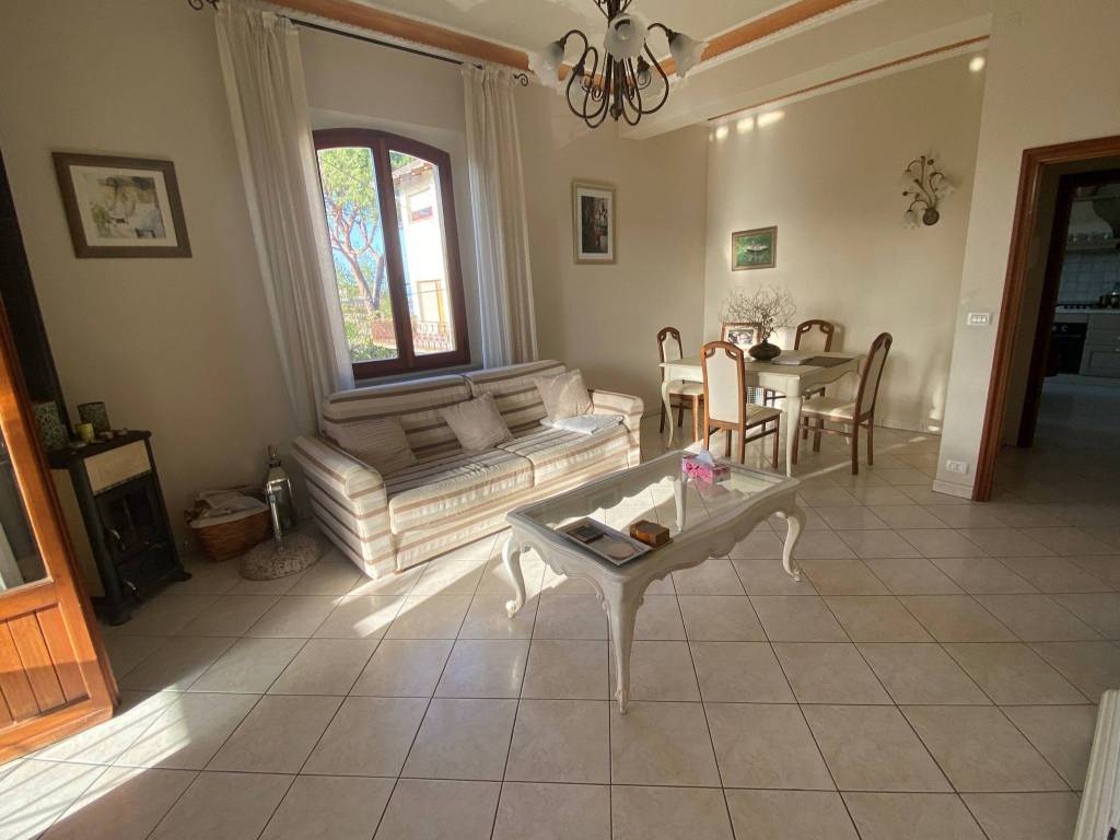 Appartamento a Paciano in Via delle Vittorie - Foto 4