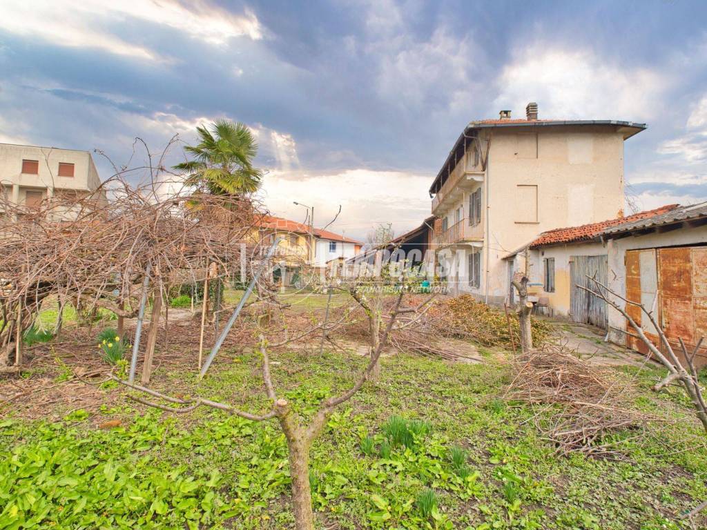 Casa indipendente a Cerano in Via Mortara - Foto 4