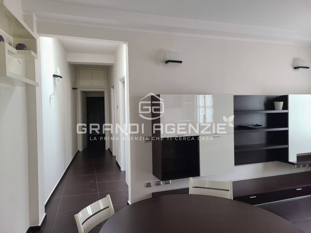 Appartamento a Parma in Piazzale San Lorenzo - Foto 2