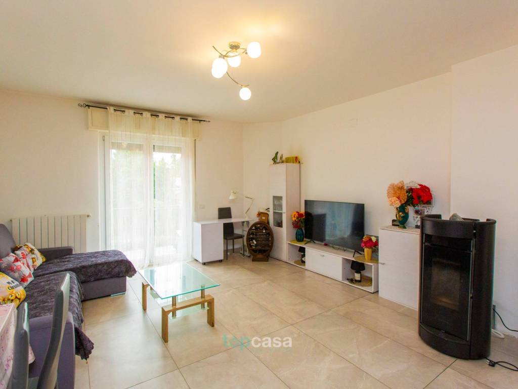 Appartamento a Jerago con orago in Via Varesina, 5 - Foto 4