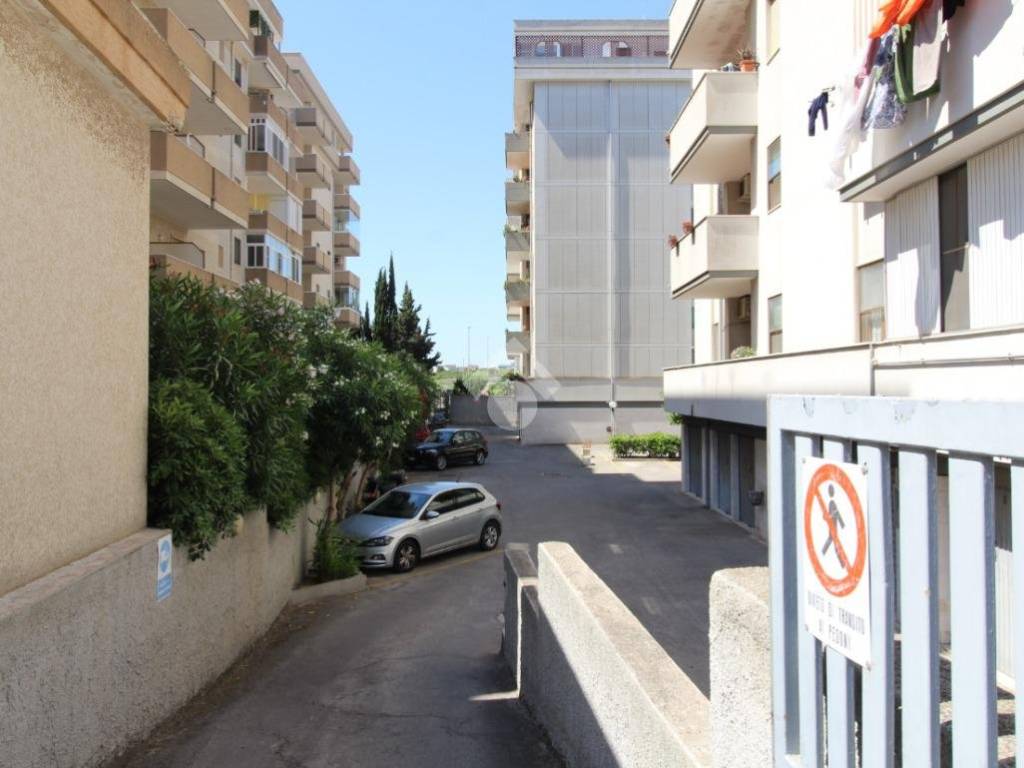 Box / garage a Brindisi in Via Cinque Giornate, 5 - Foto 5