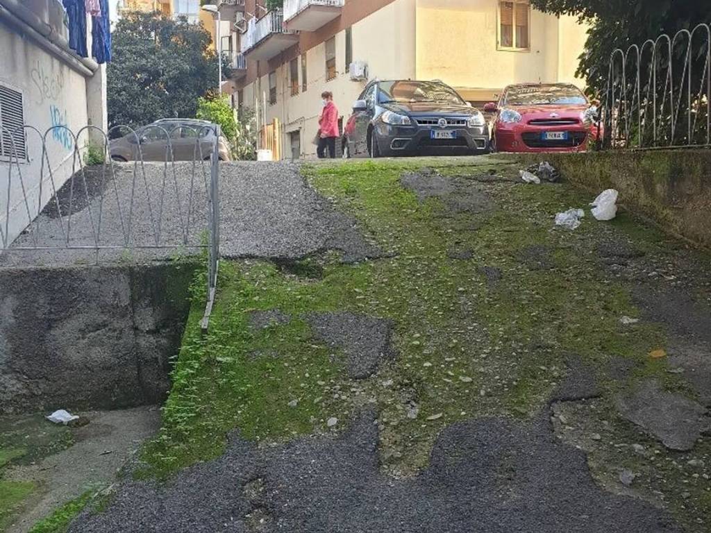 Box / garage a Salerno in Via Zanotti Bianco S.N.C. - Foto 4