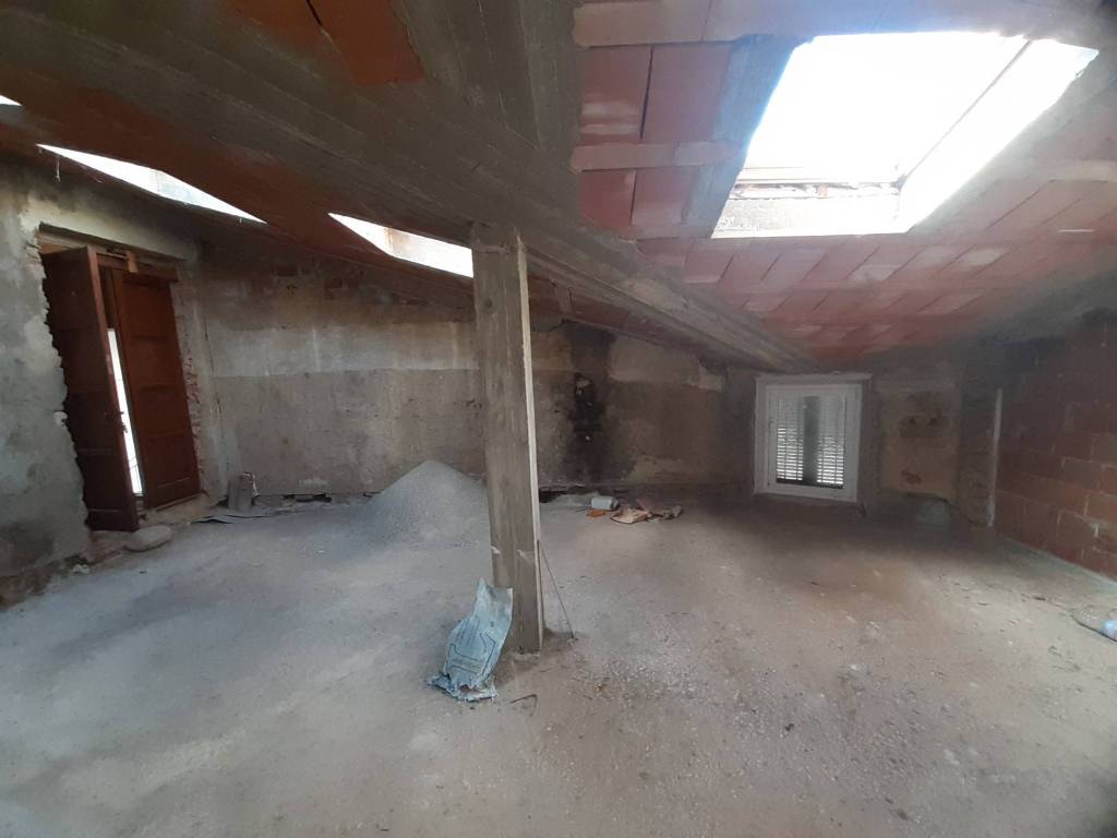 Appartamento a Lomazzo in Via dei Pravelli - Foto 4