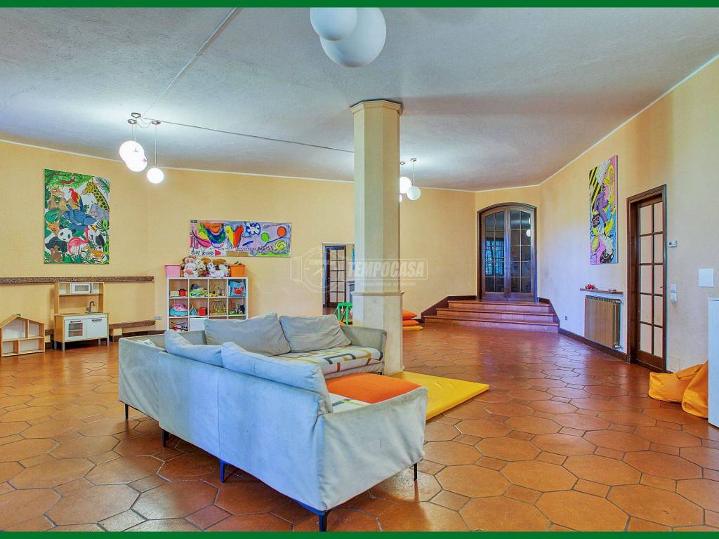 Villa a Varese in Via per Lozza - Foto 2