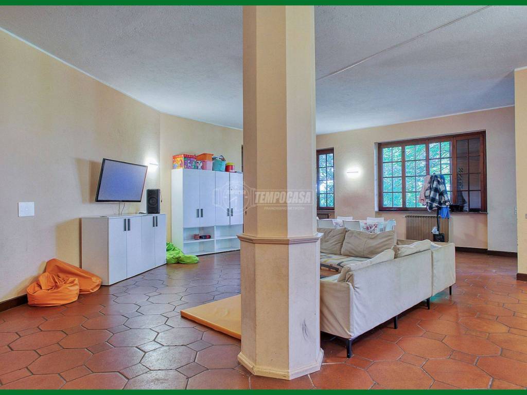 Villa a Varese in Via per Lozza - Foto 5