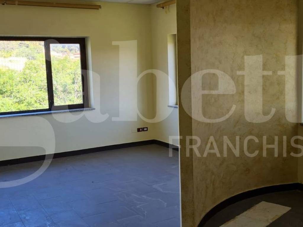 Palazzo / stabile a Catanzaro in viale magna grecia, SNC - Foto 2