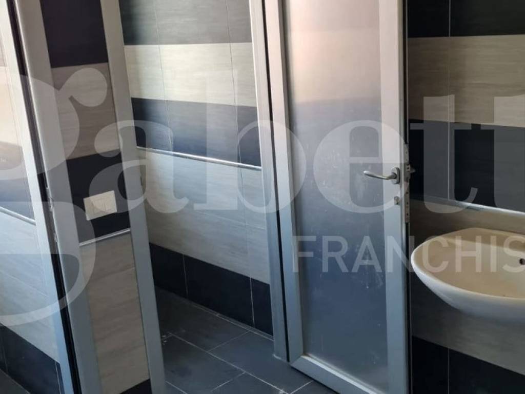 Palazzo / stabile a Catanzaro in viale magna grecia, SNC - Foto 4