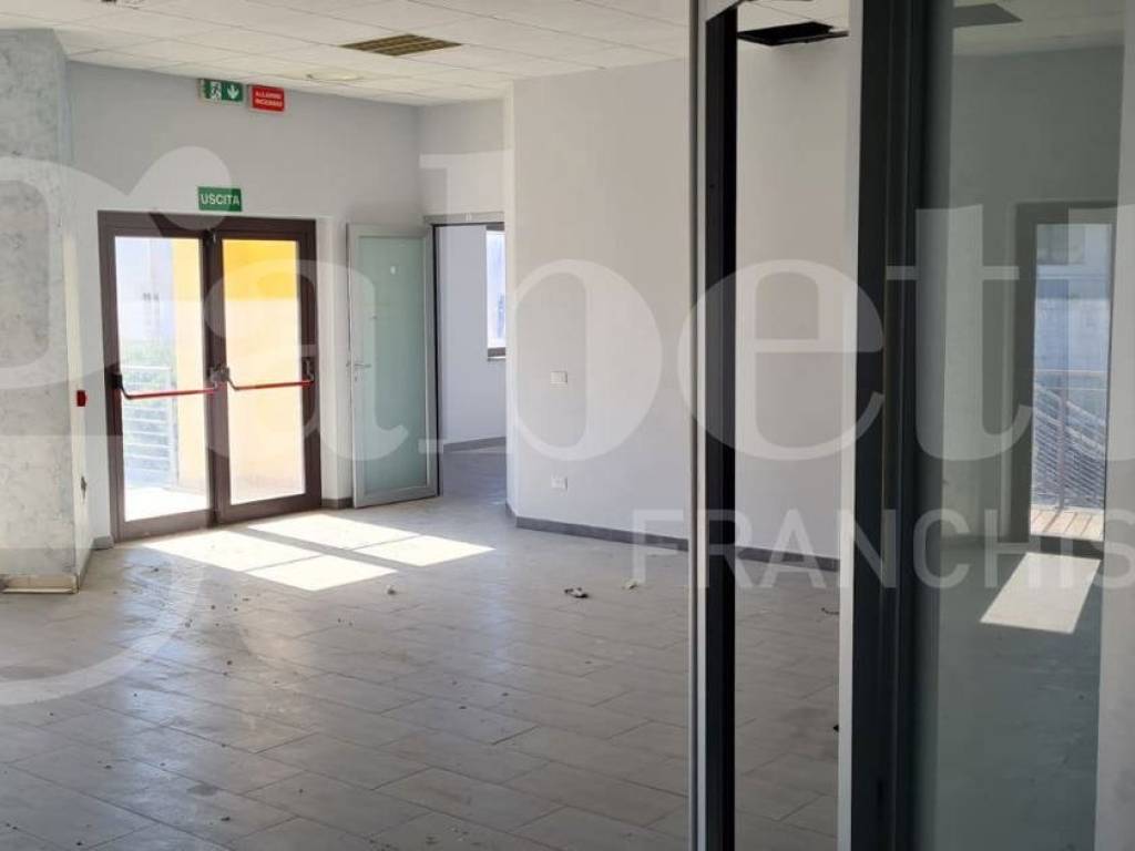 Palazzo / stabile a Catanzaro in viale magna grecia, SNC - Foto 5