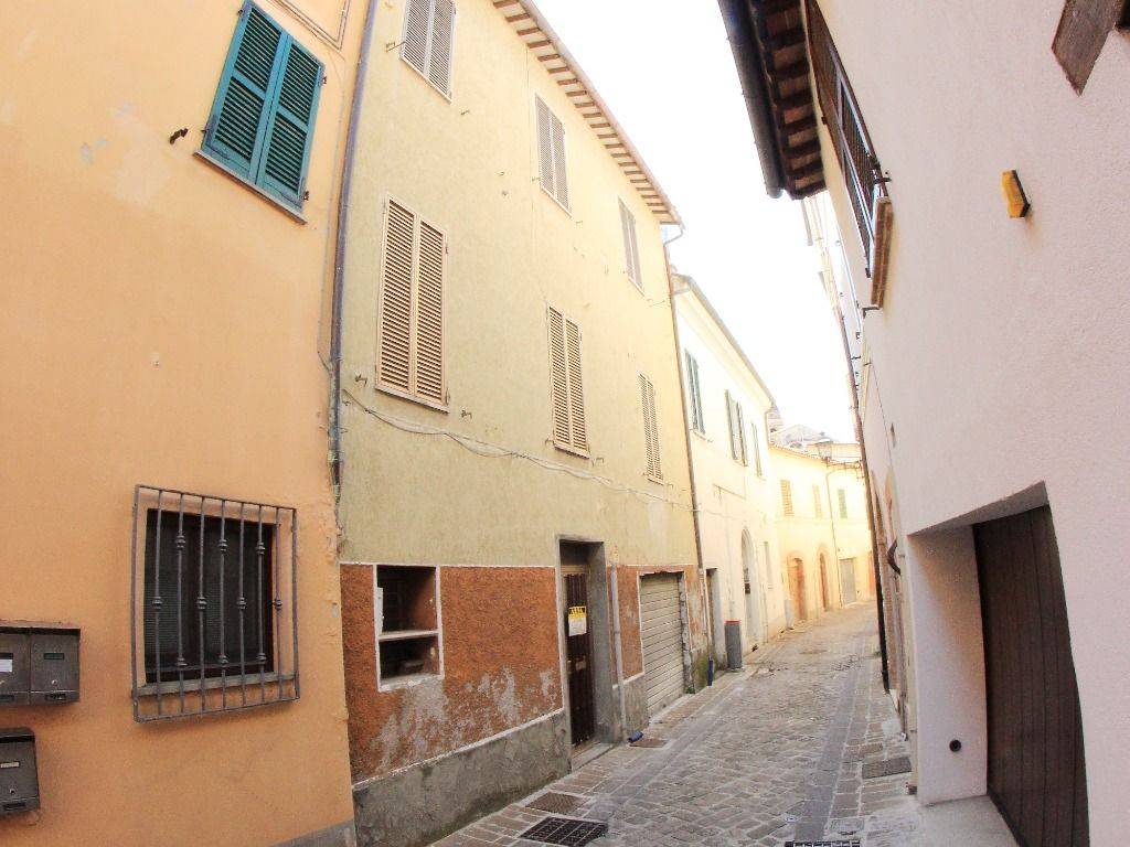 Casa indipendente a Fabriano in Via La Gioia, 17 - Foto 2