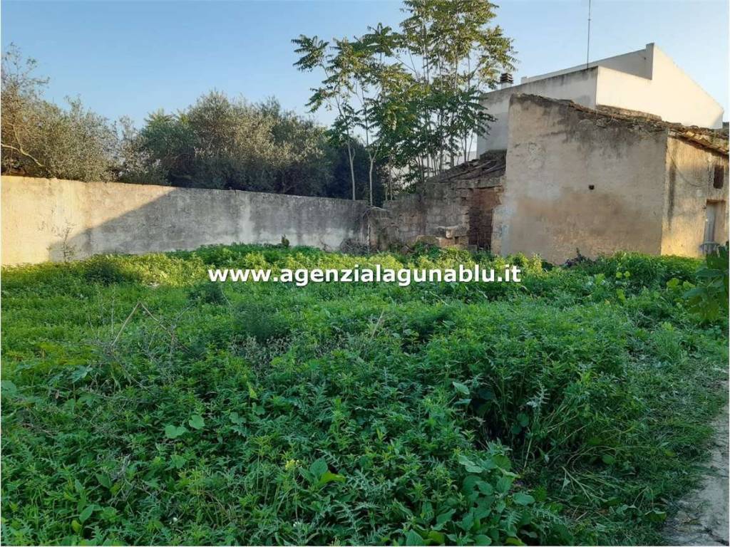 Terreno a Mazara del vallo in Via Val di Mazara - Foto 2