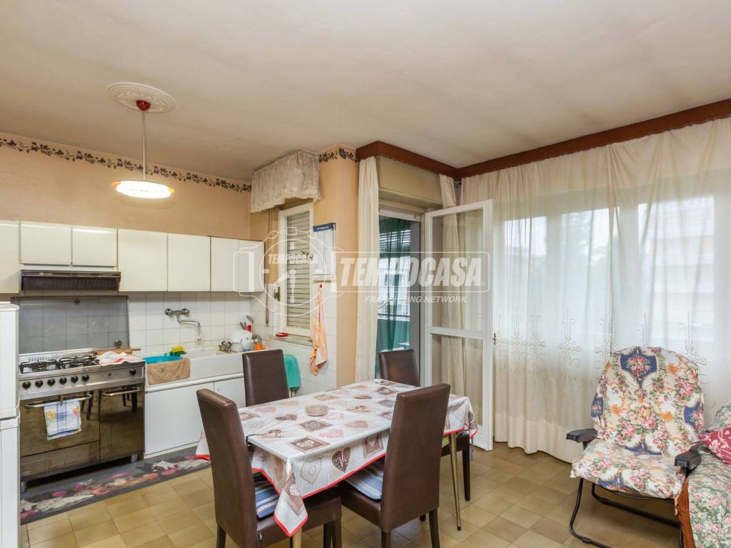 Appartamento a Fossano in Viale Regina Elena - Foto 3