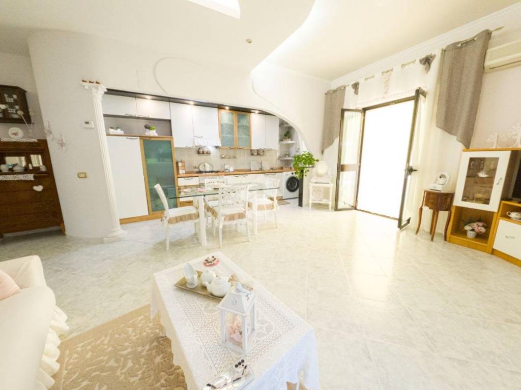 Appartamento a Manfredonia in Via giuseppe di vittorio, 225 - Foto 3