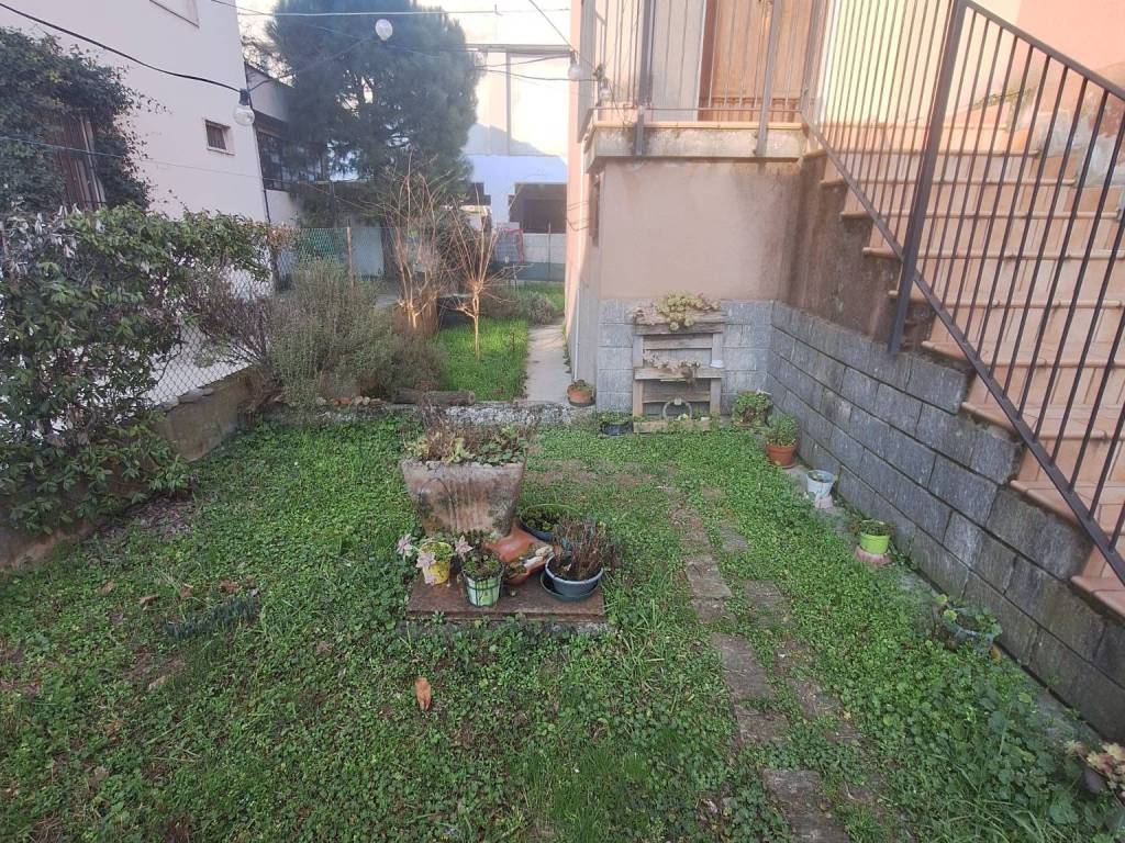 Appartamento a Pavia in Via Enrico Bottini - Foto 2