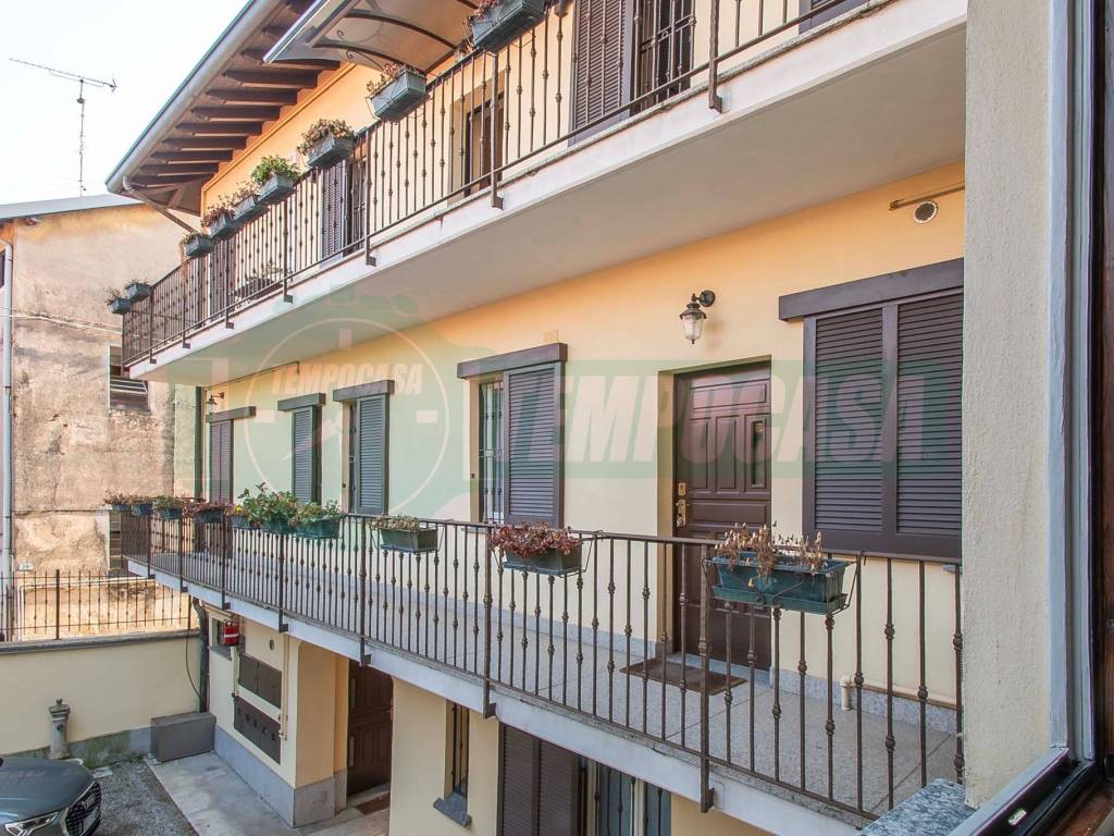 Appartamento a Tradate in Via G. Galli, 48 - Foto 2